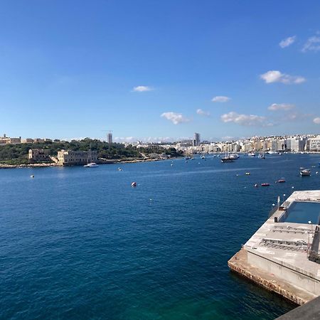 Charming Central Townhouse In Sliema Steps From Promenade And Sliema Ferry Exterior foto