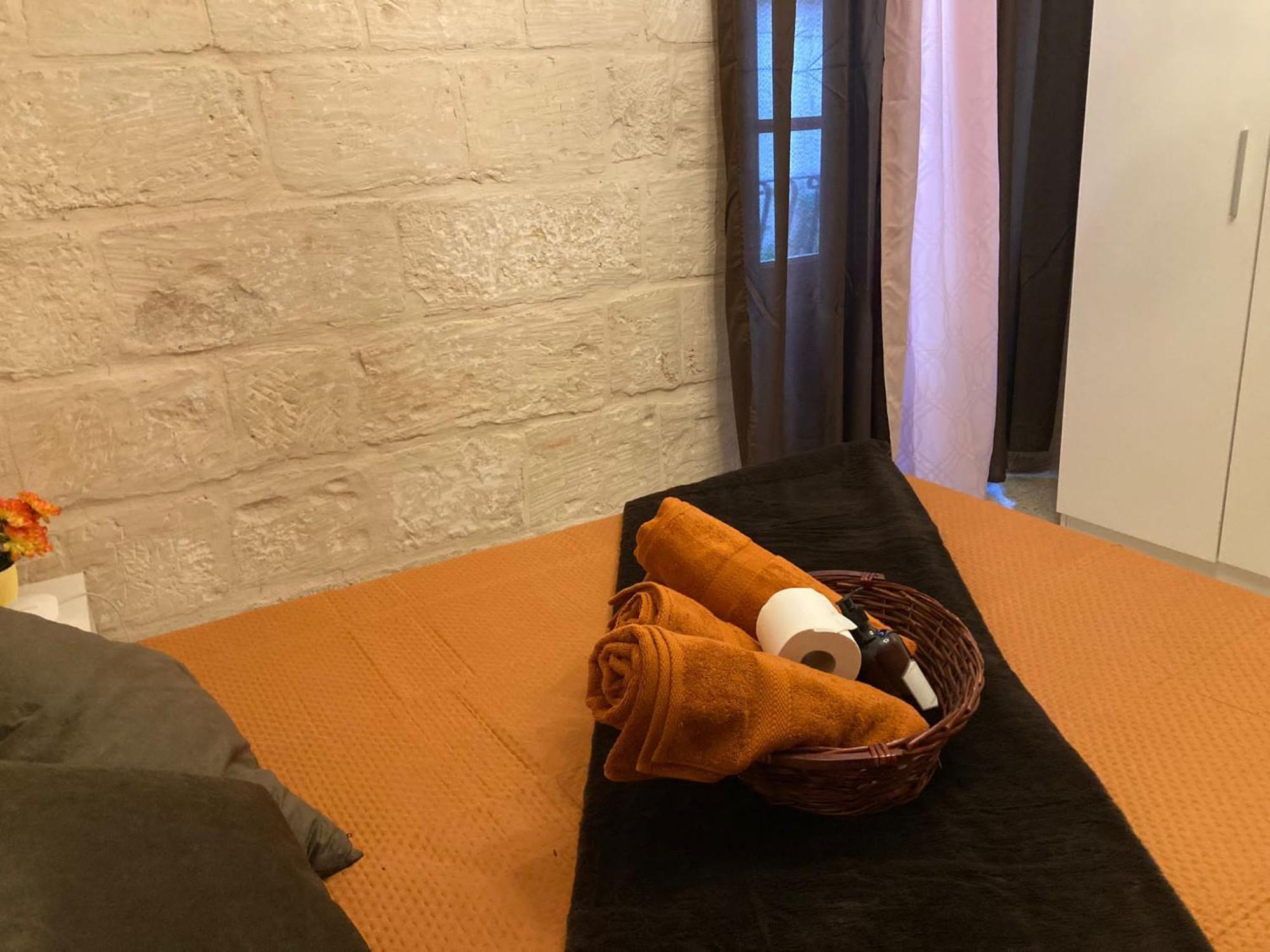 Charming Central Townhouse In Sliema Steps From Promenade And Sliema Ferry Exterior foto
