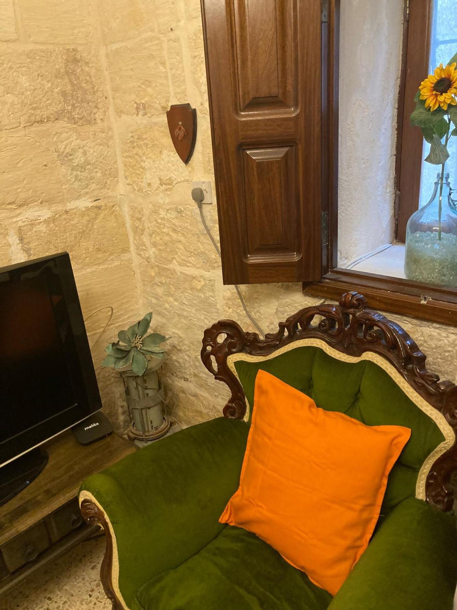 Charming Central Townhouse In Sliema Steps From Promenade And Sliema Ferry Exterior foto