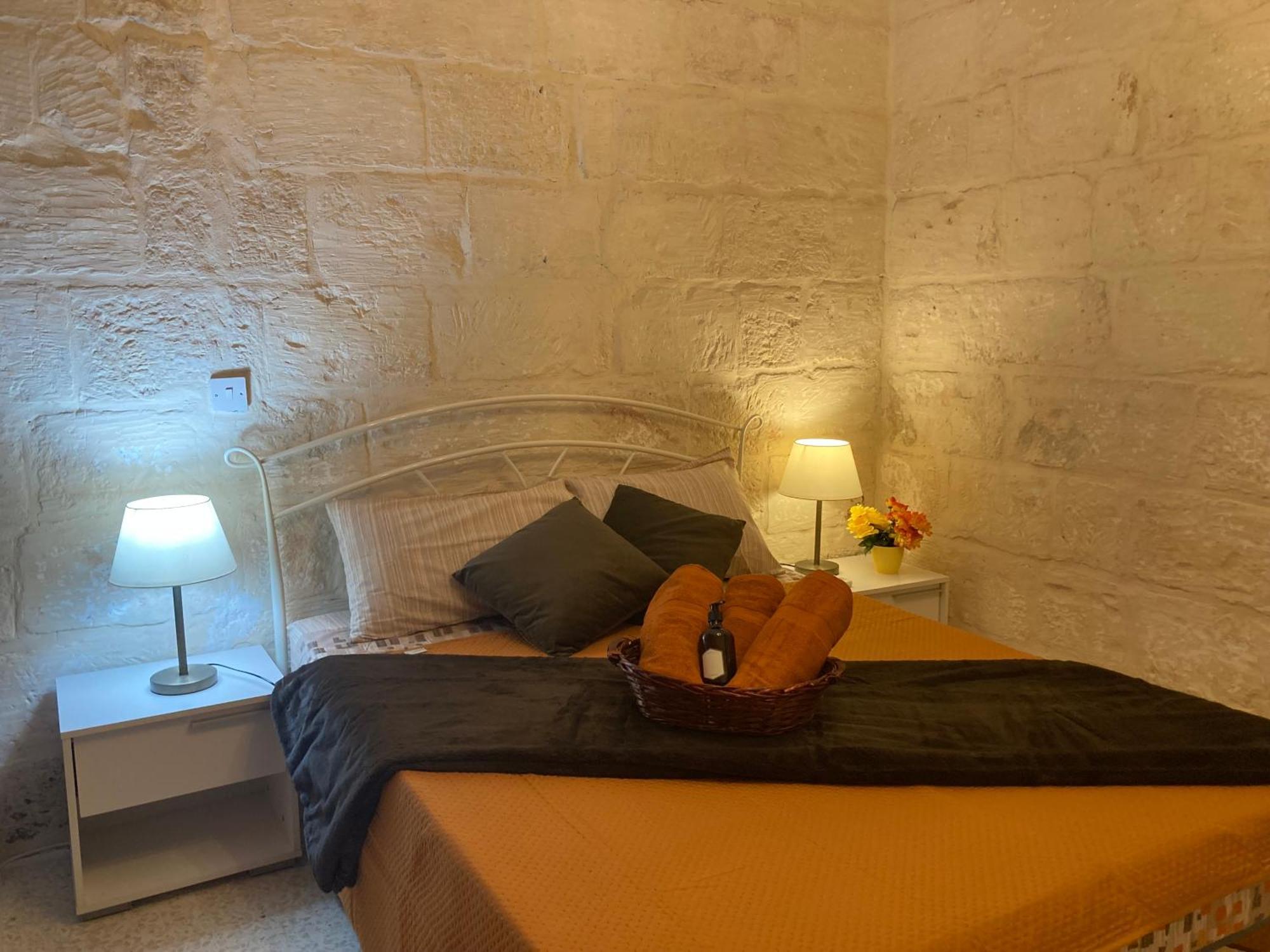 Charming Central Townhouse In Sliema Steps From Promenade And Sliema Ferry Exterior foto