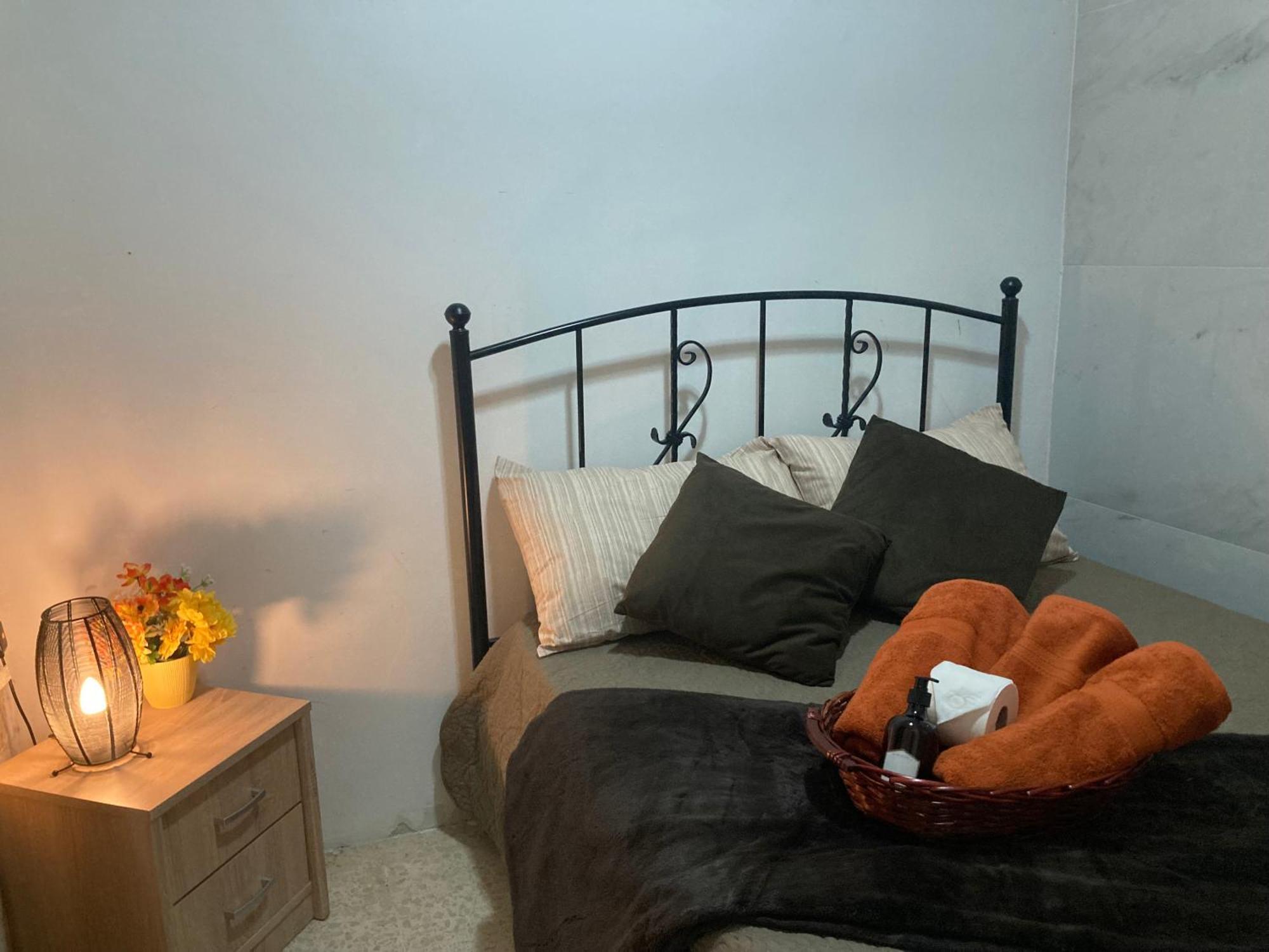 Charming Central Townhouse In Sliema Steps From Promenade And Sliema Ferry Exterior foto